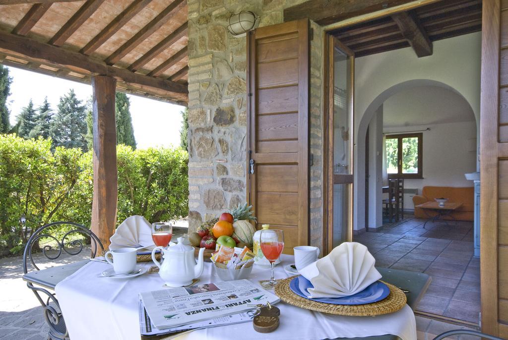 Hotel Fattoria Di Vibio Monte Castello di Vibio Habitación foto